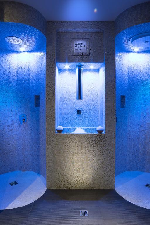 Single Room Spa Access