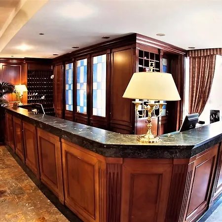 City Hotel Caserta-2